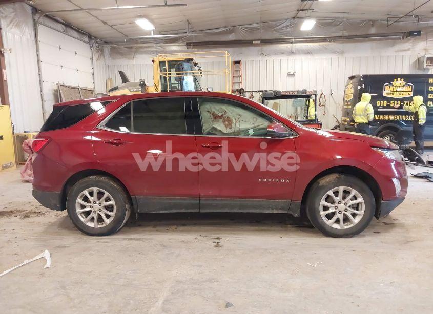 Photo 13 of 2019 Chevrolet Equinox LT (VIN 3GNAXTEV9KL276521)