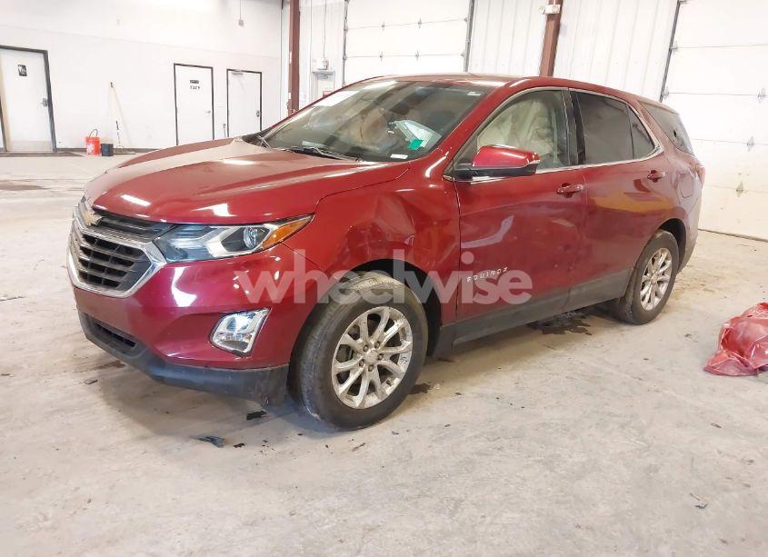Photo 2 of 2019 Chevrolet Equinox LT (VIN 3GNAXTEV9KL276521)