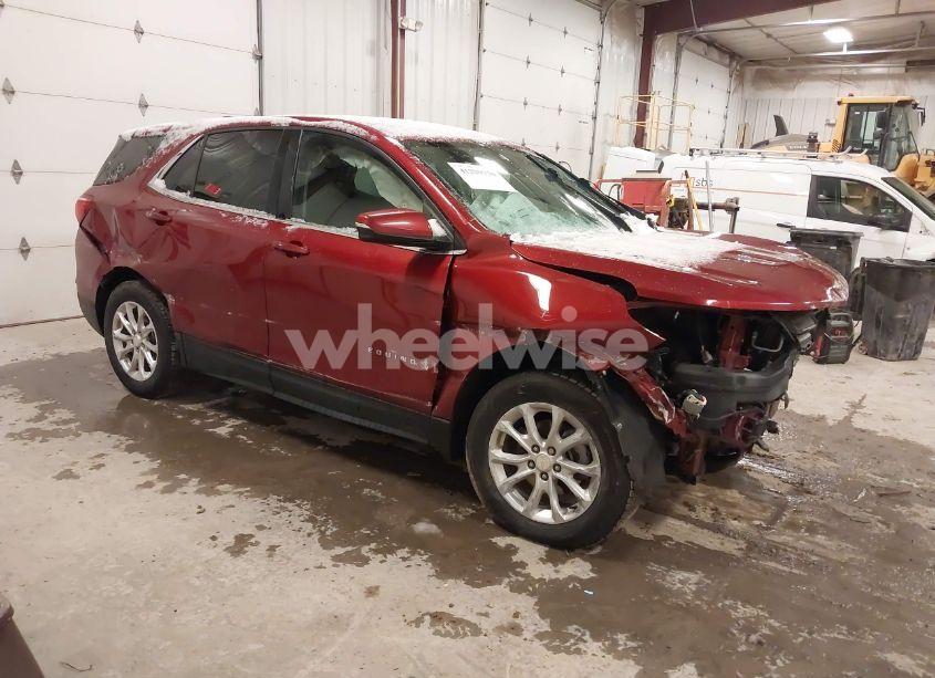 2019 Chevrolet Equinox LT (VIN 3GNAXTEV9KS627692) main photo