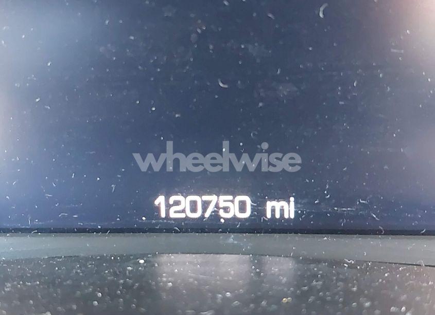 Photo 15 of 2019 Chevrolet Equinox LT (VIN 3GNAXTEV9KS627692)