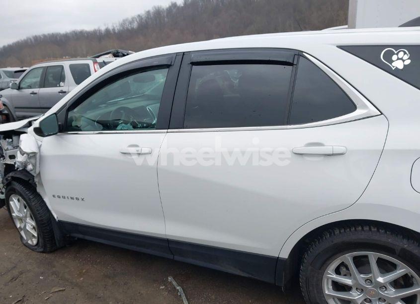 Photo 14 of 2022 Chevrolet Equinox AWD 2FL (VIN 3GNAXTEVXNL141441)