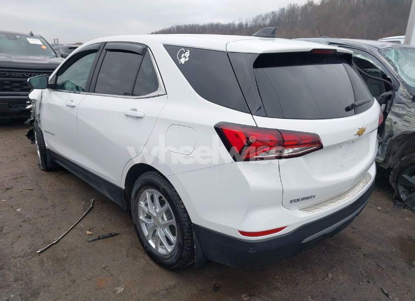 Photo 3 of 2022 Chevrolet Equinox AWD 2FL (VIN 3GNAXTEVXNL141441)
