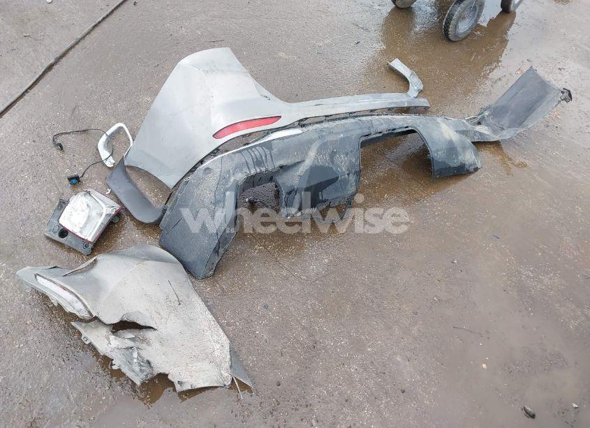 Photo 12 of 2018 Chevrolet Equinox LT (VIN 3GNAXTEX0JS618220)