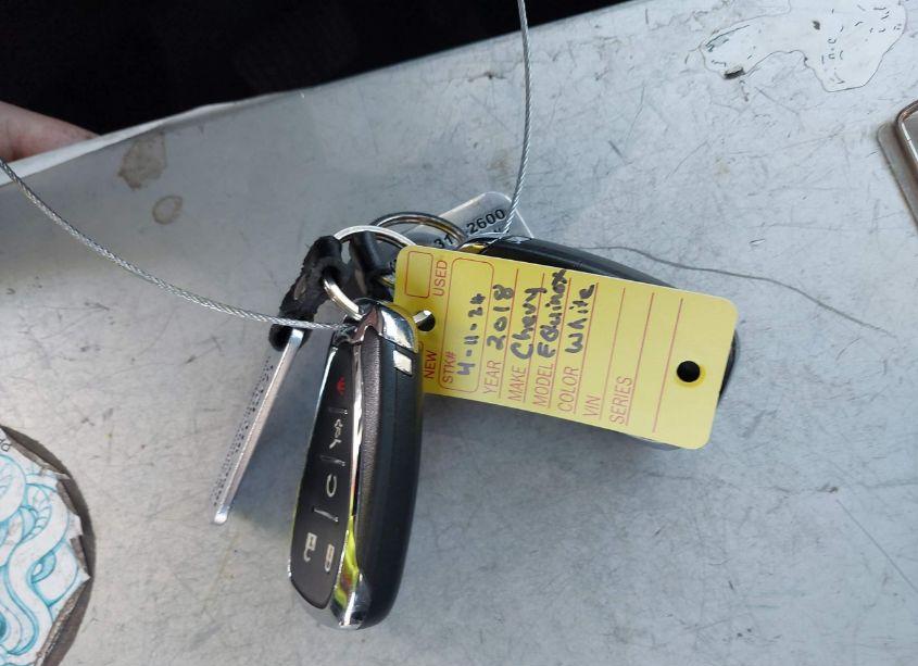 Photo 11 of 2018 Chevrolet Equinox LT (VIN 3GNAXTEX4JL372248)