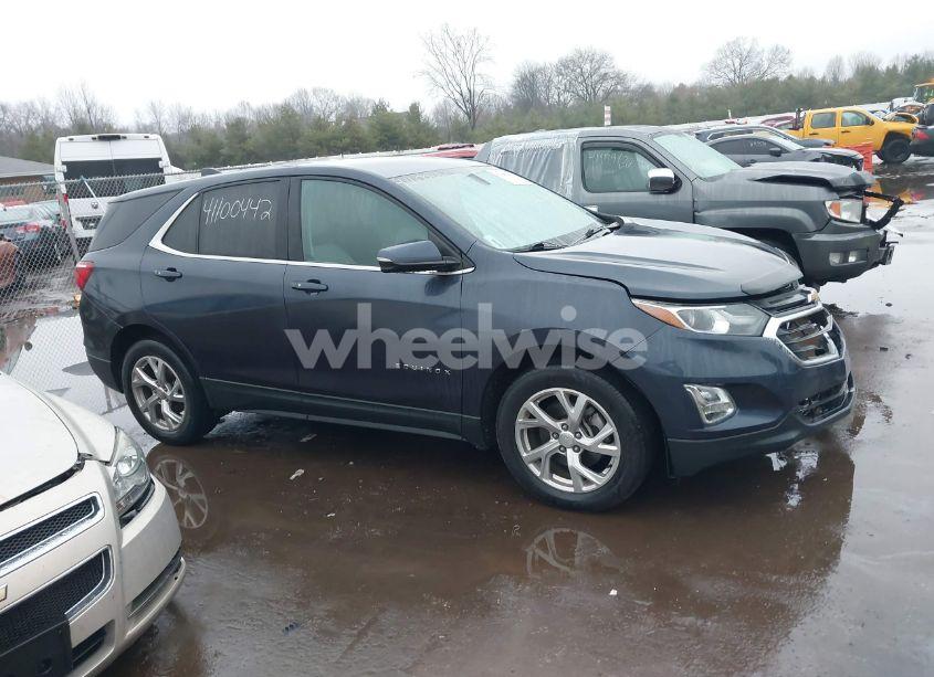 Photo 13 of 2018 Chevrolet Equinox LT (VIN 3GNAXTEX4JS517763)