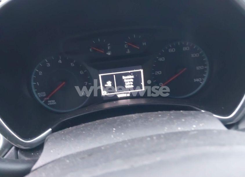 Photo 7 of 2018 Chevrolet Equinox LT (VIN 3GNAXTEX4JS517763)