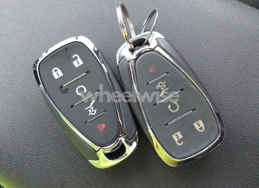 Photo 11 of 2018 Chevrolet Equinox LT (VIN 3GNAXTEX6JS544138)