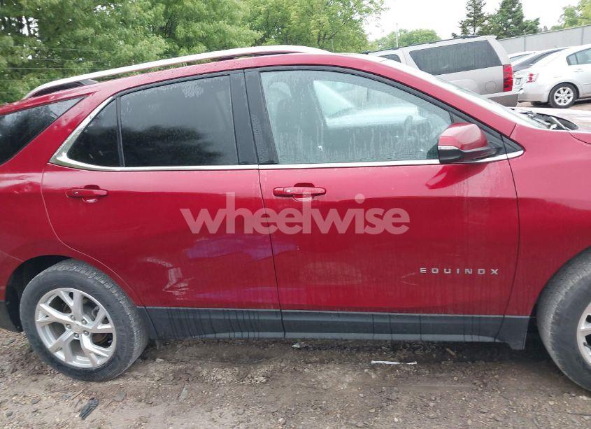 Photo 13 of 2018 Chevrolet Equinox LT (VIN 3GNAXTEX6JS544138)