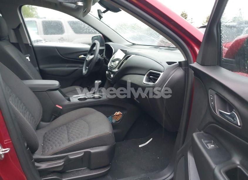 Photo 5 of 2018 Chevrolet Equinox LT (VIN 3GNAXTEX6JS544138)