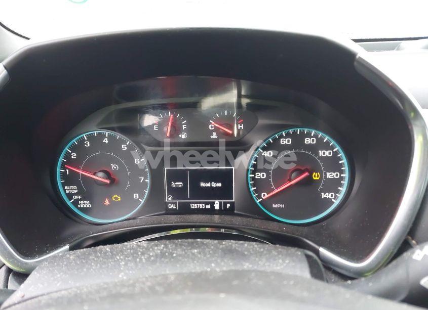 Photo 7 of 2018 Chevrolet Equinox LT (VIN 3GNAXTEX7JS606582)