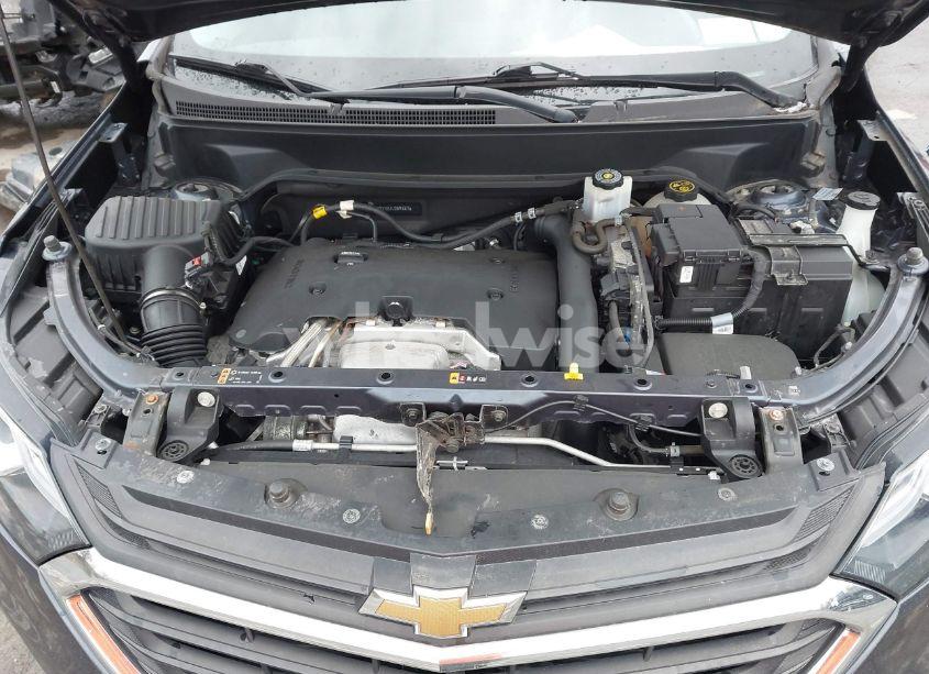 Photo 10 of 2018 Chevrolet Equinox LT (VIN 3GNAXTEXXJL269187)