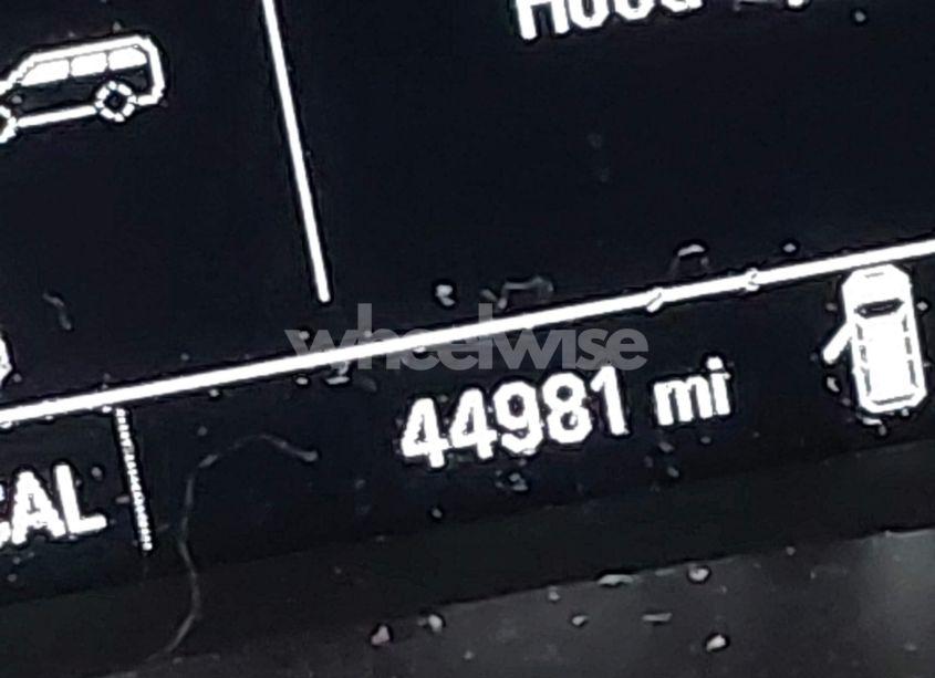 Photo 15 of 2018 Chevrolet Equinox LT (VIN 3GNAXTEXXJL269187)