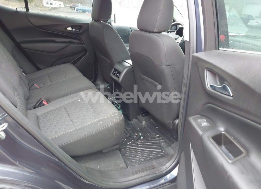 Photo 8 of 2018 Chevrolet Equinox LT (VIN 3GNAXTEXXJL269187)