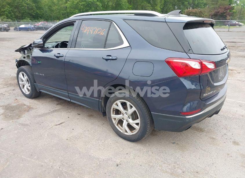 Photo 3 of 2018 Chevrolet Equinox LT (VIN 3GNAXTEXXJL294154)