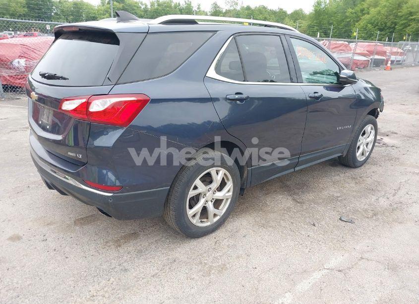 Photo 4 of 2018 Chevrolet Equinox LT (VIN 3GNAXTEXXJL294154)