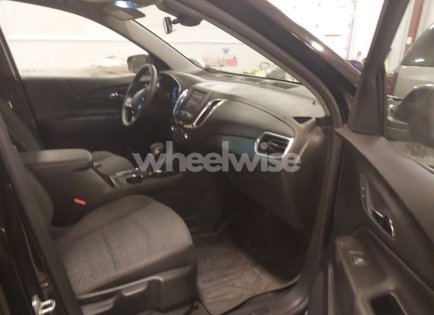 Photo 5 of 2024 Chevrolet Equinox AWD LT (VIN 3GNAXUEG0RL105769)