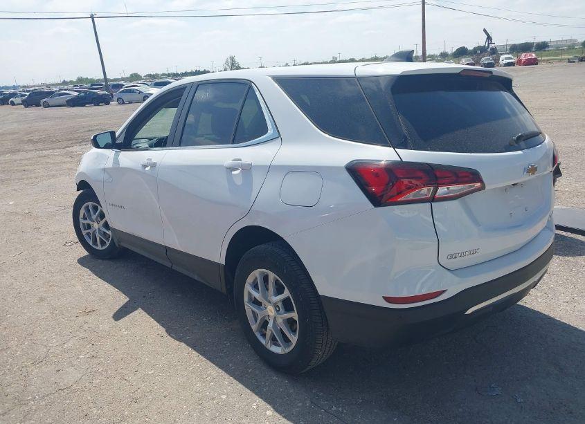 Photo 3 of 2024 Chevrolet Equinox AWD LT (VIN 3GNAXUEG0RL153322)