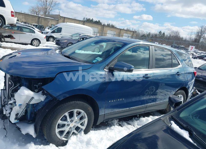 Photo 15 of 2024 Chevrolet Equinox AWD LT (VIN 3GNAXUEG0RL369669)