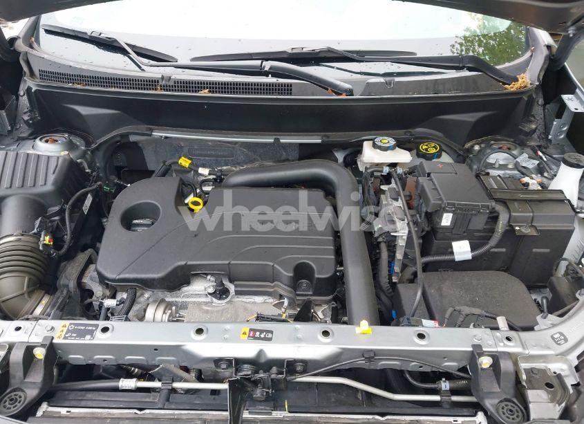 Photo 10 of 2024 Chevrolet Equinox AWD LT (VIN 3GNAXUEG0RS105972)