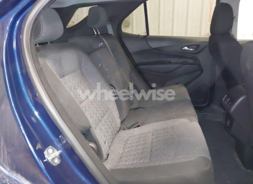 Photo 8 of 2023 Chevrolet Equinox AWD LT (VIN 3GNAXUEG1PS153137)