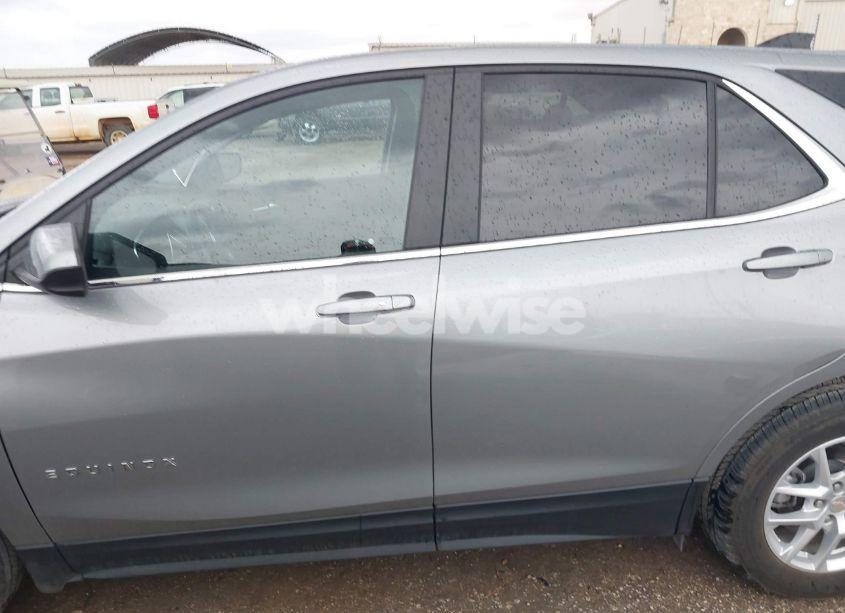 Photo 14 of 2024 Chevrolet Equinox AWD LT (VIN 3GNAXUEG1RL240338)