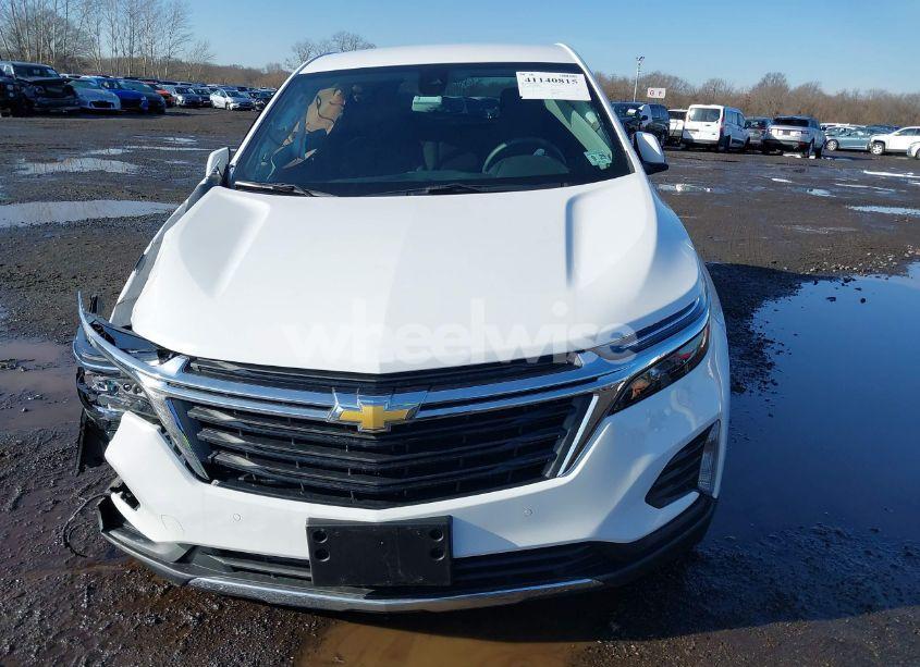 Photo 12 of 2024 Chevrolet Equinox AWD LT (VIN 3GNAXUEG1RL366411)