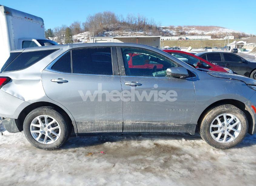 Photo 13 of 2024 Chevrolet Equinox AWD LT (VIN 3GNAXUEG2RL165620)