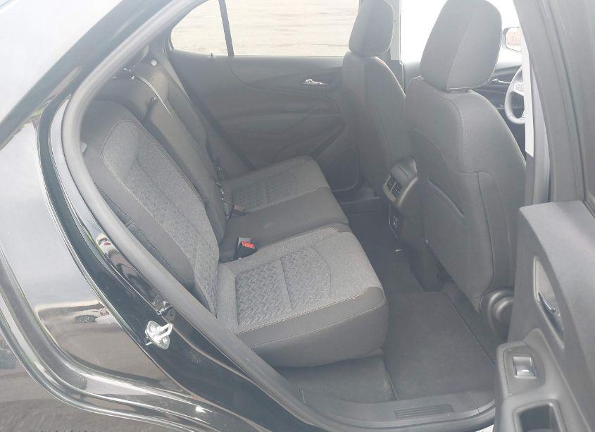 Photo 8 of 2024 Chevrolet Equinox AWD LT (VIN 3GNAXUEG2RL361475)