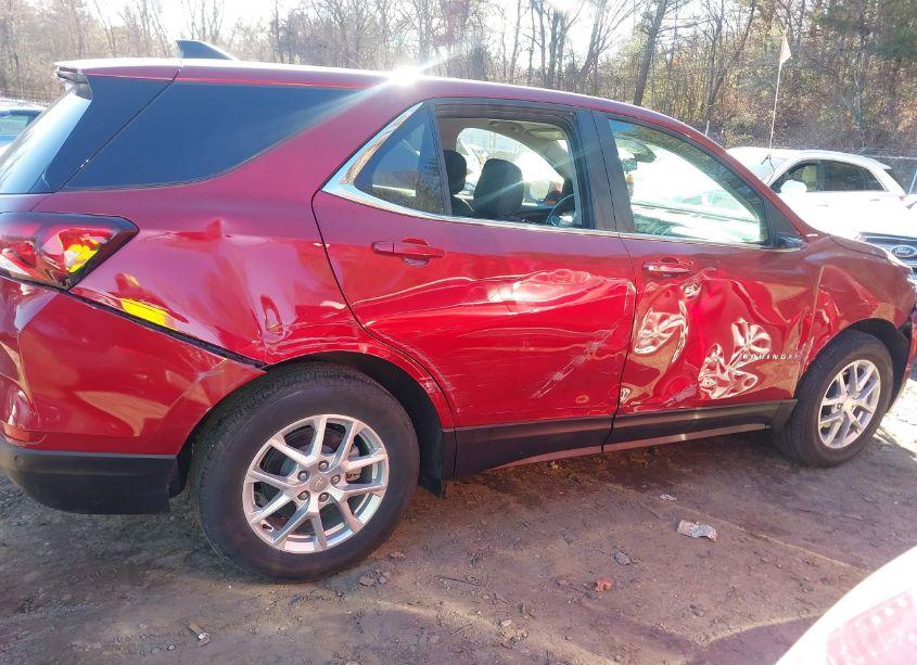 Photo 13 of 2024 Chevrolet Equinox AWD LT (VIN 3GNAXUEG2RS104838)