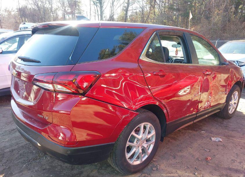 Photo 4 of 2024 Chevrolet Equinox AWD LT (VIN 3GNAXUEG2RS104838)