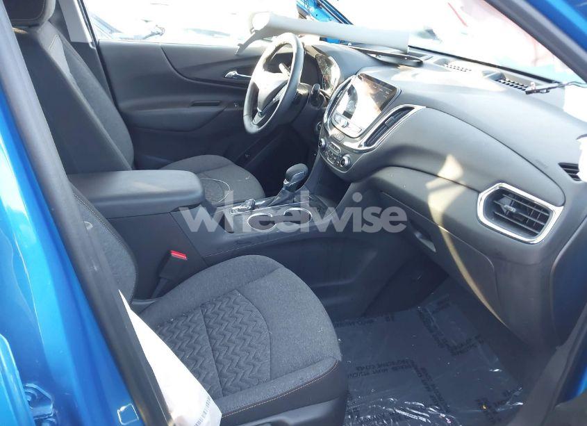 Photo 5 of 2024 Chevrolet Equinox AWD LT (VIN 3GNAXUEG2RS132154)