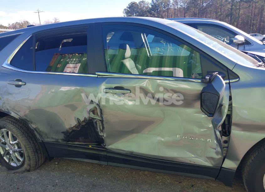 Photo 13 of 2024 Chevrolet Equinox AWD LT (VIN 3GNAXUEG2RS246316)