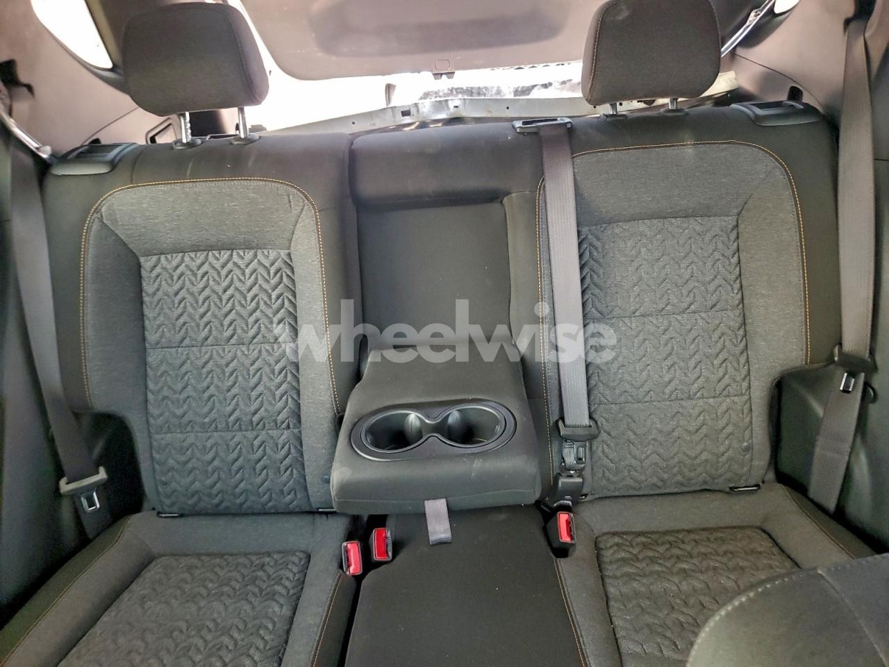 Photo 10 of 2024 CHEVROLET EQUINOX LT (VIN 3GNAXUEG2RS249460)