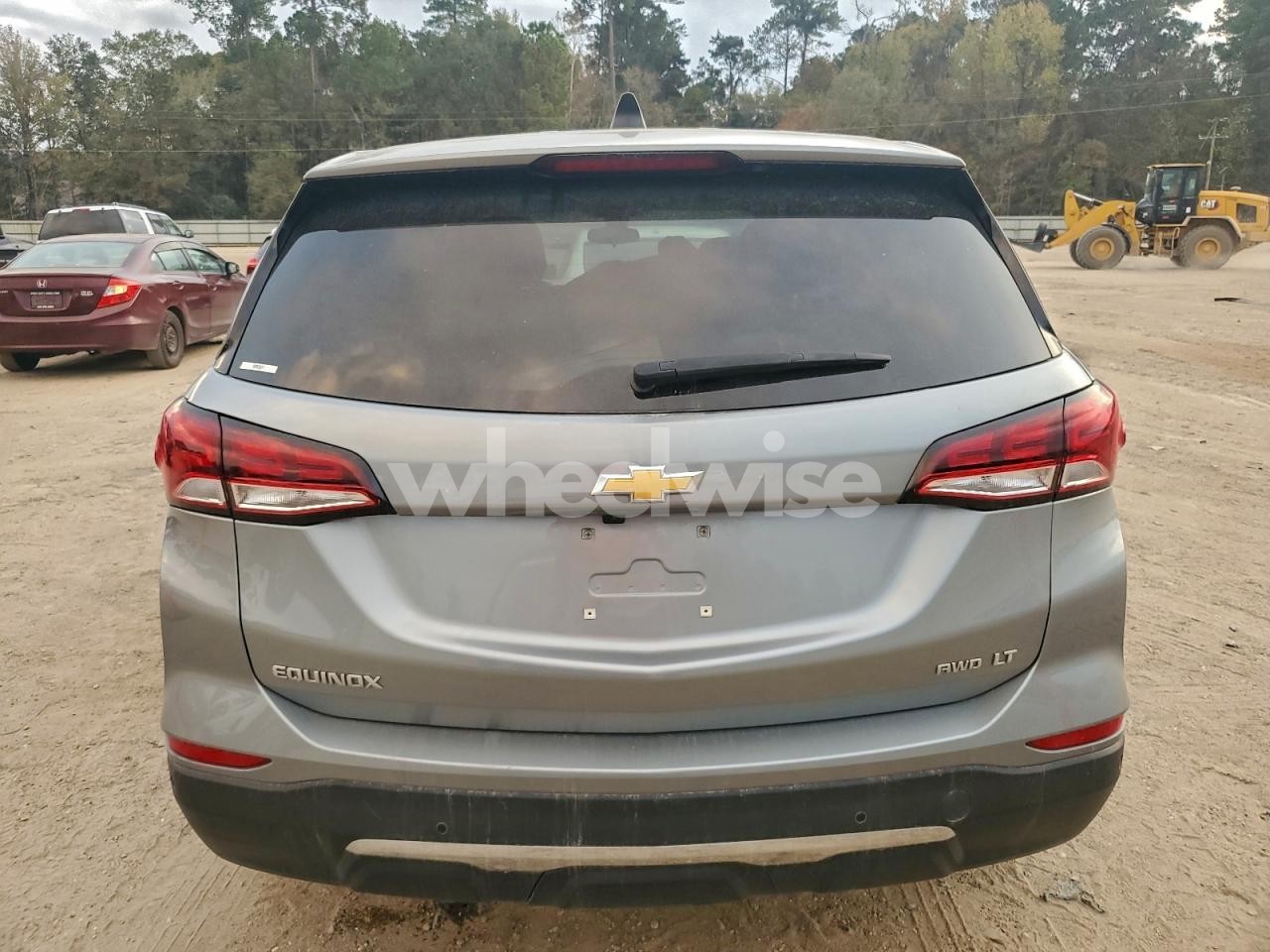 Photo 6 of 2024 CHEVROLET EQUINOX LT (VIN 3GNAXUEG2RS249460)