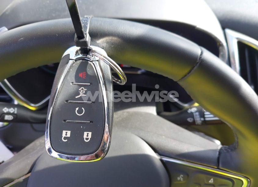 Photo 11 of 2023 Chevrolet Equinox AWD LT (VIN 3GNAXUEG3PL272057)