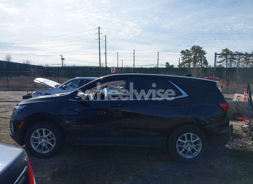 Photo 14 of 2023 Chevrolet Equinox AWD LT (VIN 3GNAXUEG3PL272057)