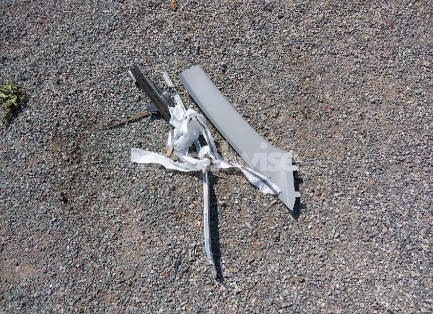 Photo 12 of 2023 Chevrolet Equinox AWD LT (VIN 3GNAXUEG3PS152703)