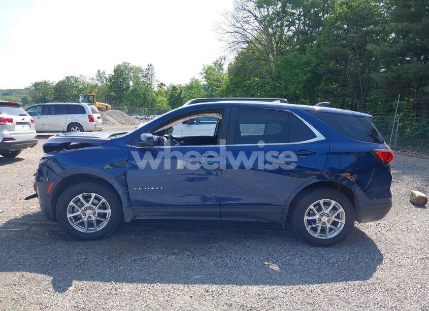 Photo 15 of 2023 Chevrolet Equinox AWD LT (VIN 3GNAXUEG3PS152703)