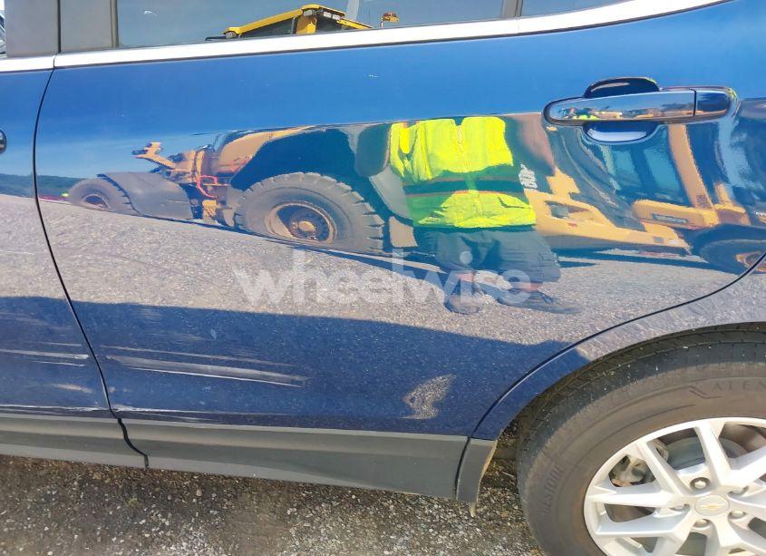 Photo 20 of 2023 Chevrolet Equinox AWD LT (VIN 3GNAXUEG3PS152703)