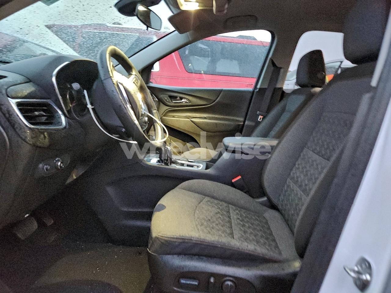 Photo 7 of 2024 CHEVROLET EQUINOX LT (VIN 3GNAXUEG3RL244987)