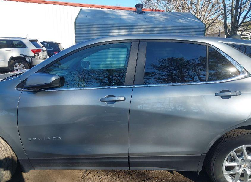 Photo 14 of 2024 Chevrolet Equinox AWD LT (VIN 3GNAXUEG3RS212742)