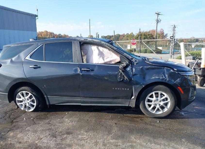 Photo 17 of 2023 Chevrolet Equinox AWD LT (VIN 3GNAXUEG4PS123002)