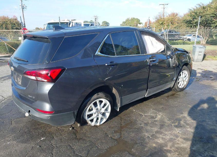 Photo 4 of 2023 Chevrolet Equinox AWD LT (VIN 3GNAXUEG4PS123002)