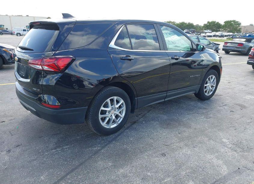 Photo 4 of 2024 Chevrolet Equinox AWD LT (VIN 3GNAXUEG4RL160211)