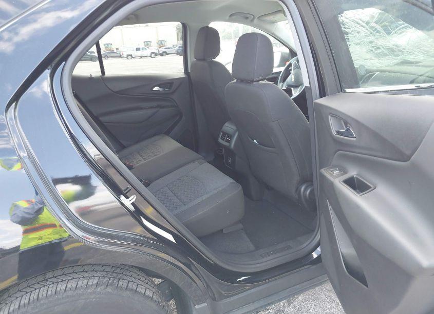 Photo 8 of 2024 Chevrolet Equinox AWD LT (VIN 3GNAXUEG4RL160211)