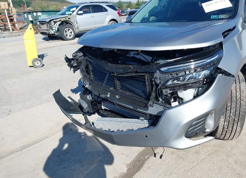 Photo 19 of 2024 Chevrolet Equinox AWD LT (VIN 3GNAXUEG4RL372204)