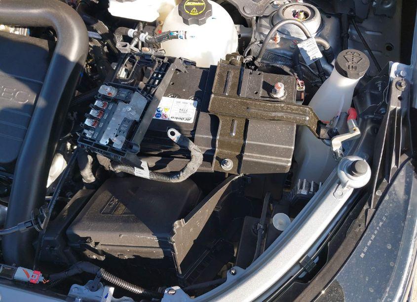 Photo 20 of 2024 Chevrolet Equinox AWD LT (VIN 3GNAXUEG4RL372204)