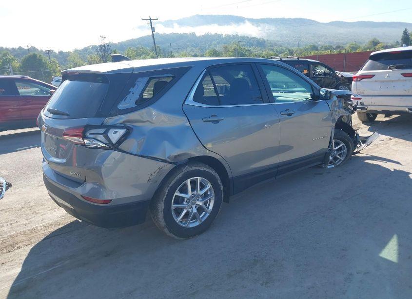 Photo 4 of 2024 Chevrolet Equinox AWD LT (VIN 3GNAXUEG4RL372204)