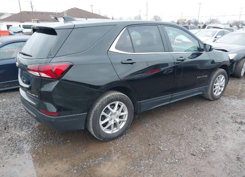Photo 4 of 2023 Chevrolet Equinox AWD LT (VIN 3GNAXUEG5PL122466)