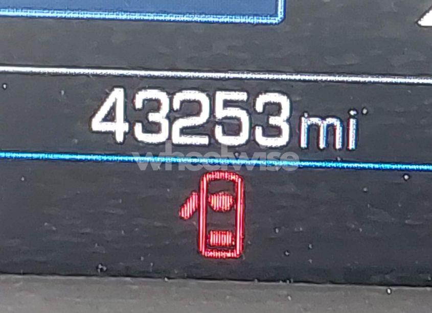 Photo 14 of 2023 Chevrolet Equinox AWD LT (VIN 3GNAXUEG5PL268771)